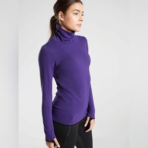 ATHLETA Flurry Downslope Turtleneck Size Small NWT Cosmic Blue